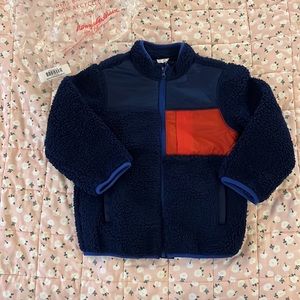 Hannah Andersson blue and red boys fleece size 5 never worn
